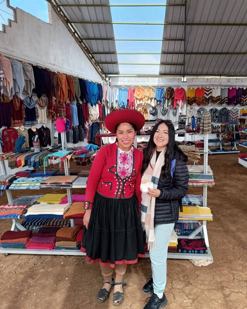 Chincheros Tour
